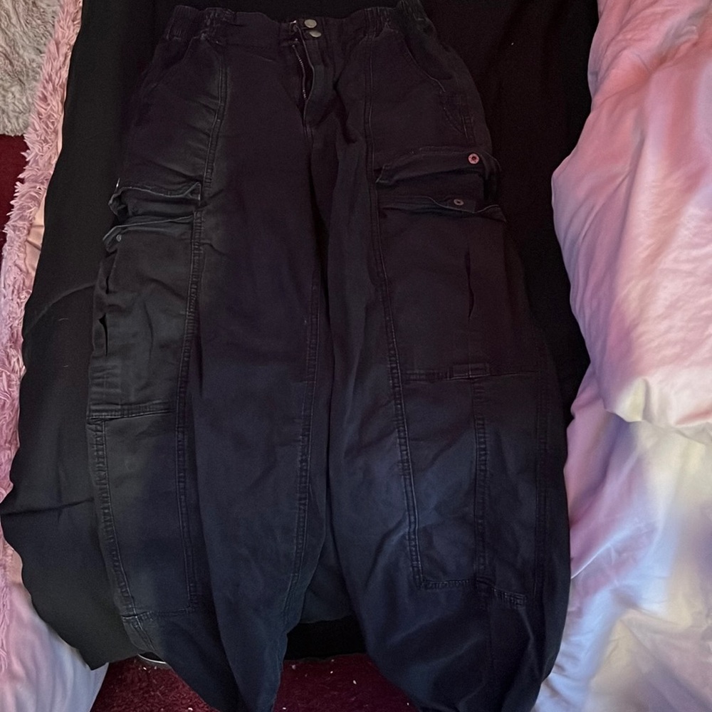 don’t fit me anymore, used to be one of my fav pants